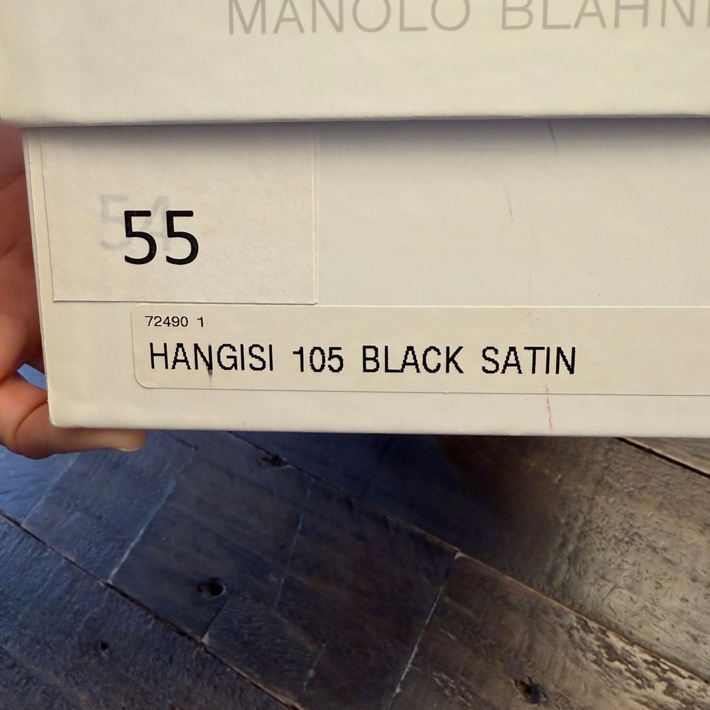Manolo Blahnik Black Satin Heels Hangisi - Picture 8 of 8
